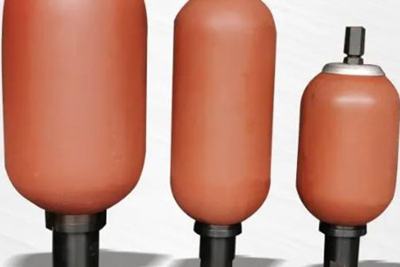 蓄能器在风力发电系统中的应用受到关注和重视