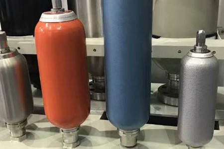 蓄能器的这些功能不知道就吃大亏了!