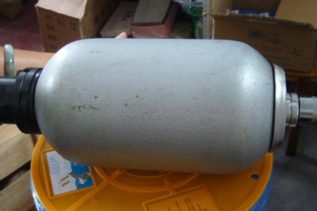 蓄能器的这些功能不知道就吃大亏了!