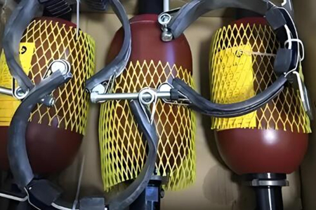 活塞式蓄能器的检修流程