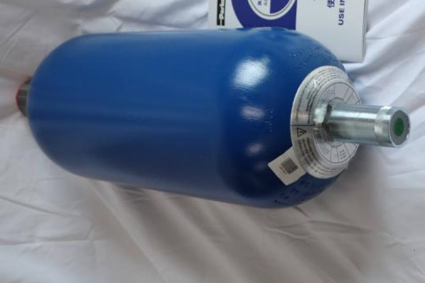 蓄能器的结构类型、作用、安装以及选用要点 图1